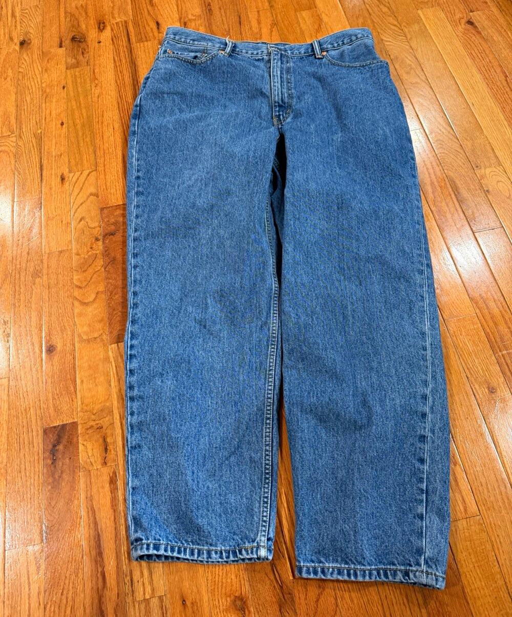 Vintage 90’s Y2K Levi's 560 Loose Fit Jeans 40x32 Medium Wash (Measures 38x30)